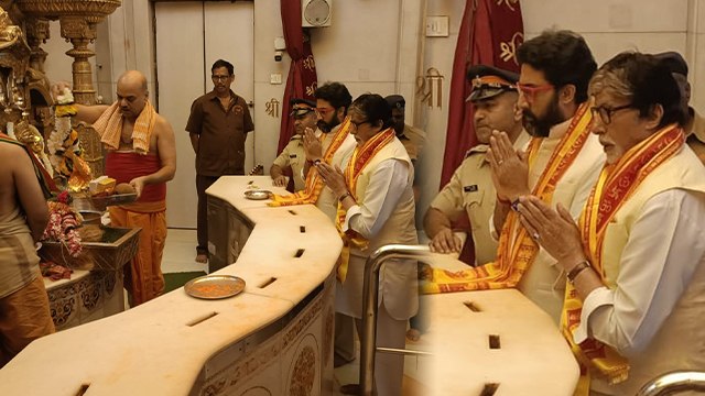 Amitabh Bachchan Abhishek Bachchan Siddhivinayak Mandir Darshan Inside FULL VIDEO | *Entertainment