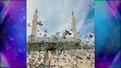 Ayu Dewi Nangis Sambil Peluk Sosok Ini di Tanah Suci