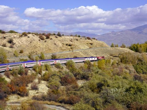 Doğu Ekspresi'nin Kemah-Erzincan rotası fotoğraf tutkunlarına doğal stüdyo oluyor