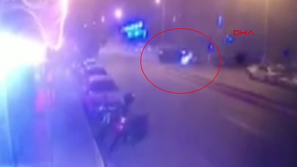 Takla atan otomobil 3 araca çarptı