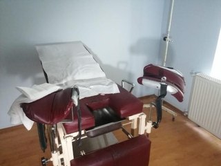 BAĞCILAR'DA KAÇAK MUAYENEHANE BASKINI