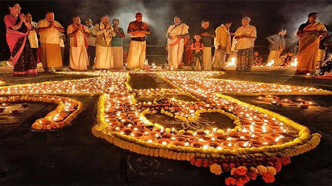 Dev Diwali 2022 : देव दिवाली पूजा मंत्र | Dev D...