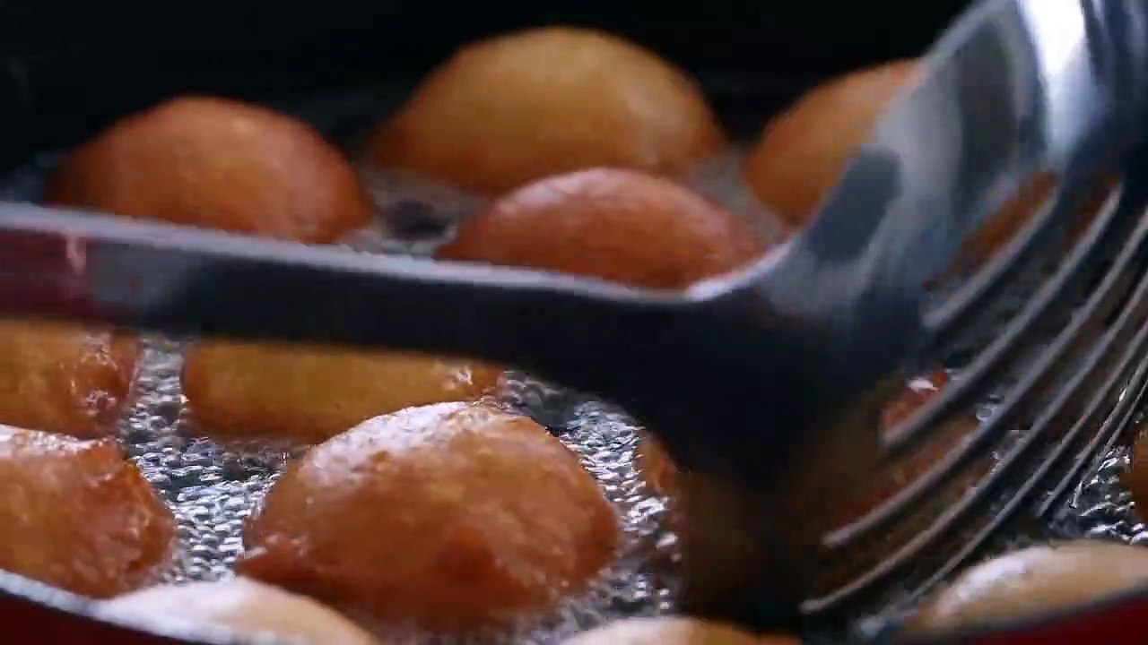 What is the science behind Frying Food in oil? - video Dailymotion