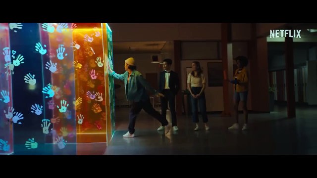 Hello, adieu, et nous au milieu Bande-annonce (IT)