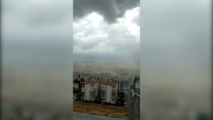 İzmir'i toz bulutları kapladı