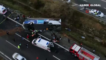 Anadolu Otoyolu'nda yolcu otobüsü devrildi: 3 ölü, 16 yaralı