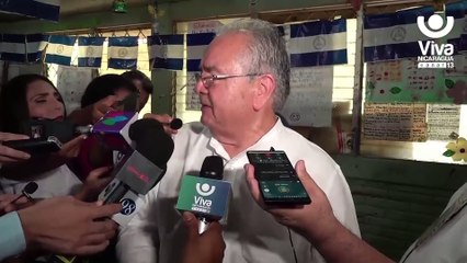 Gustavo Porras, presidente de la Asamblea Nacional ejerce su derecho al voto