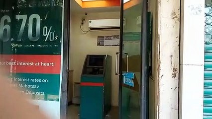 आईडीबीआई बैंक का एटीएम तोड़़ते एक आरोपी पकड़ा
