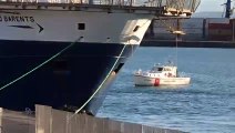 Migranti, nave Geo Barents in porto a Catania - Video
