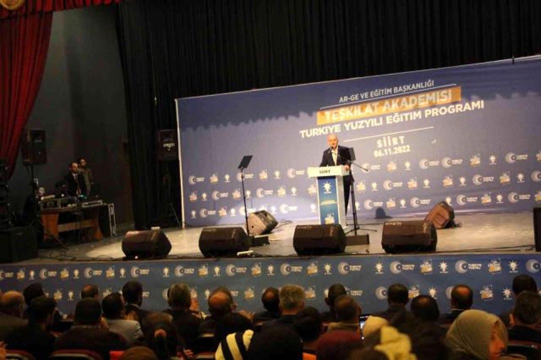 Bakan Soylu, "20 yılıdır dünyayı avuç içi gibi bilen devrimci bir liderle, Recep Tayyip Erdoğan'la Batı'yı ilk kez böyle yakaladık"