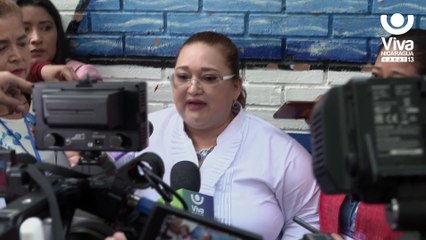 Magistrada Brenda Rocha, presidenta del Consejo Supremo Electoral ejerce su derecho al voto
