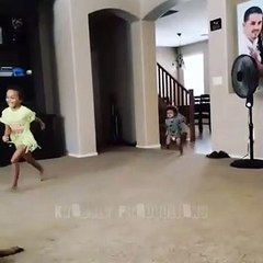 Enfant vs Nerf... un vrai film de guerre