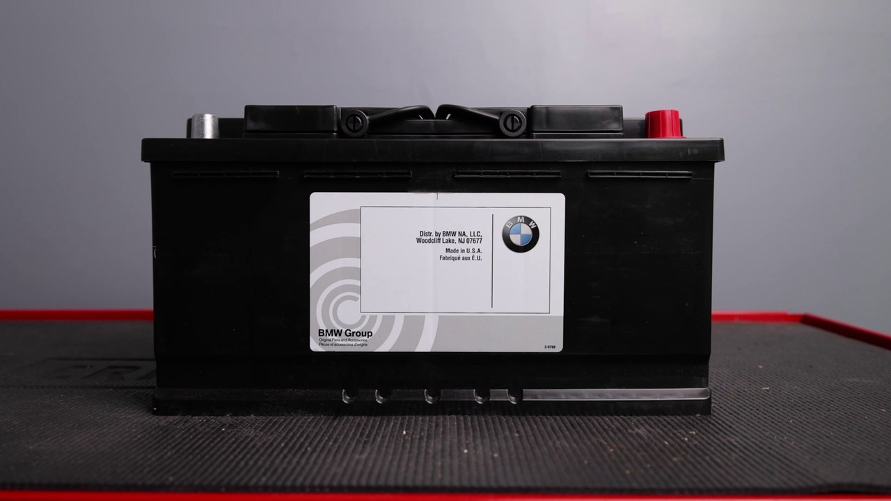 DON'T REPLACE YOUR BMW BATTERY UNTIL YOU WATCH THIS! - video Dailymotion