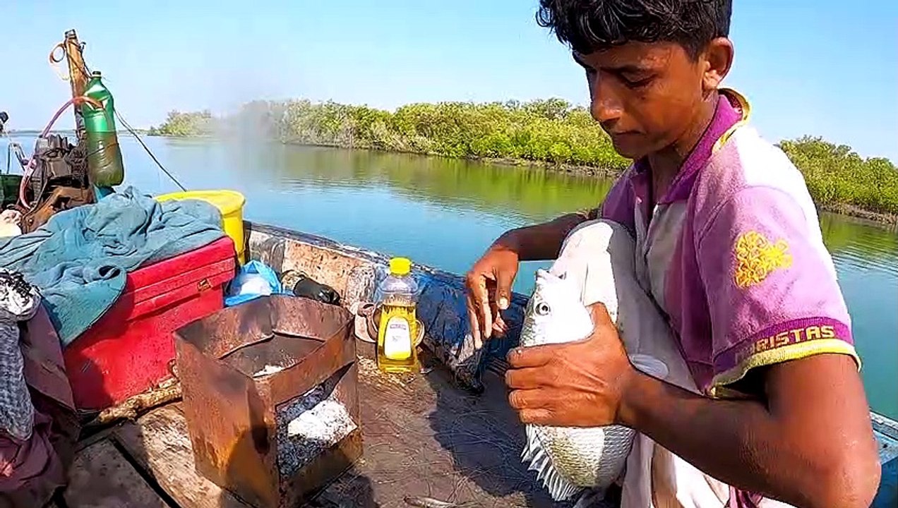 Mangroves Fishing Ibrahim Hedri Pityani | Fishing In Karachi