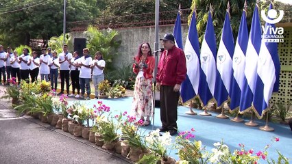 Presidente Daniel Ortega ejerce su derecho al voto por la Paz
