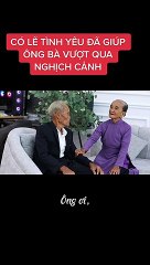 Clip: Bộ hình tình cảm của đôi vợ chồng già sống trên ghe