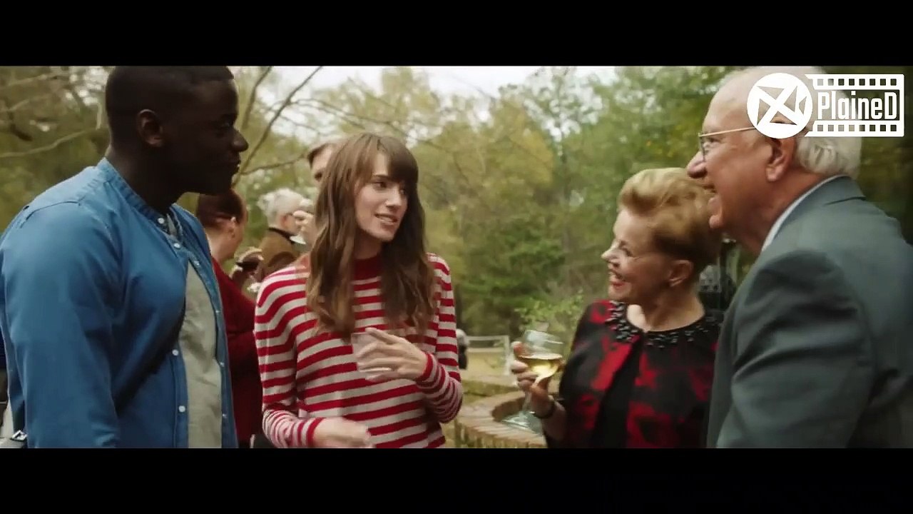 Racist Family Auctions Their Daughter’s Boyfriend, And He Is Totally Clueless About It