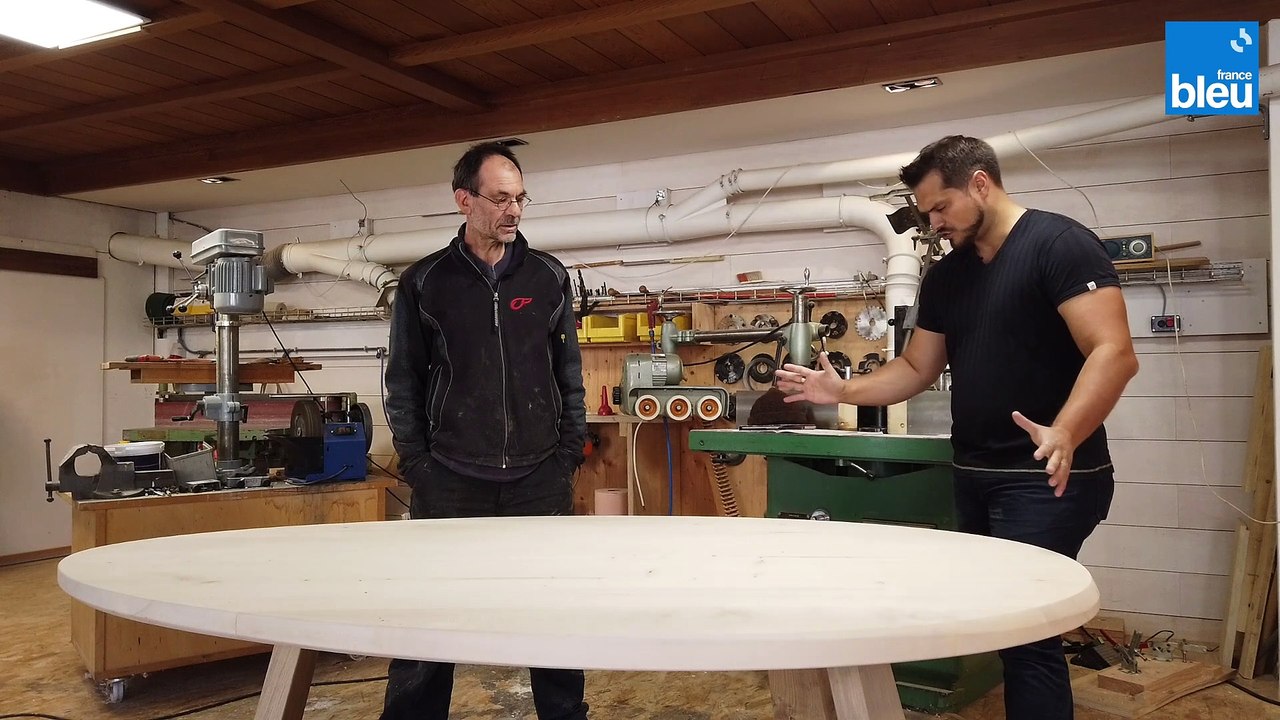 2/6 : Une table incroyable de David Seltz que vous verrez au Salon Résonances