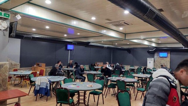 İzmir'de 'kumar' baskını: 47 kişiye 85 bin lira ceza