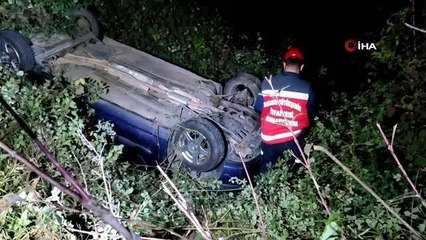 Düğün dönüşü otomobilleriyle araziye uçtular: 4 yaralı