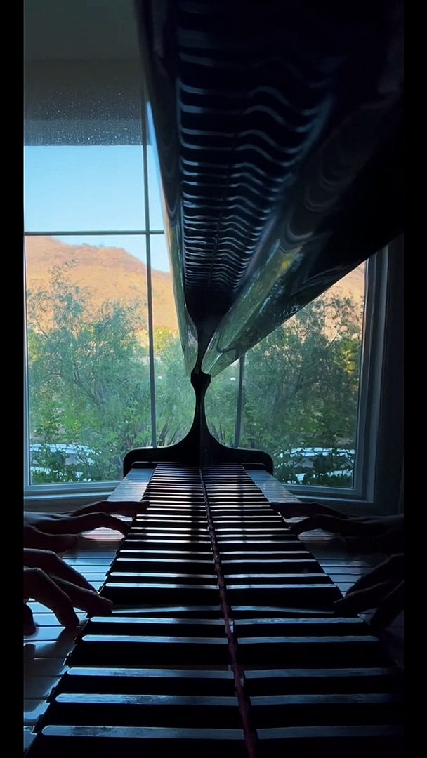 ⁣Beautiful Relaxing Music Piano• Peaceful Piano Music • Water Music & Bird Music