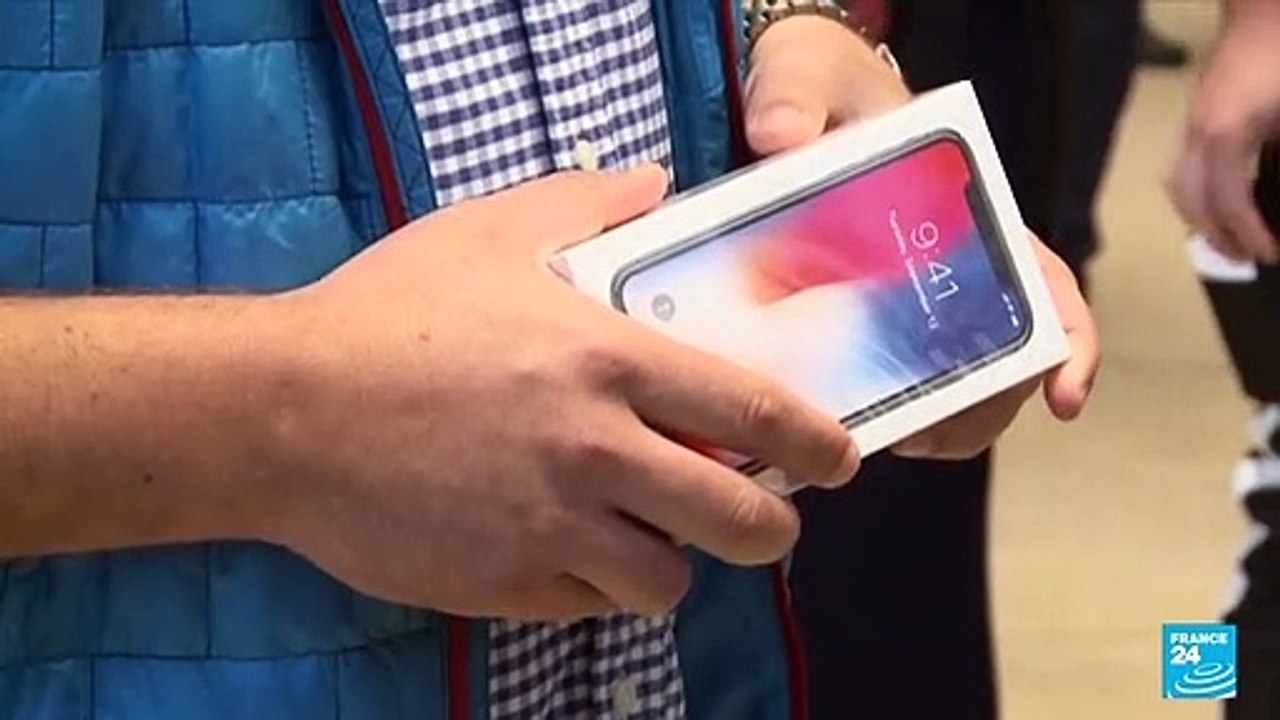 Apple warns customers on a production delay after coronavirus restrictions