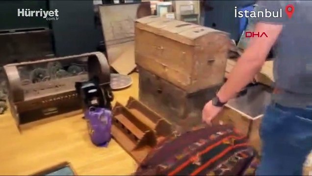 Beşiktaş'ta tarihi eser operasyonu: Sultan Abdülmecit tuğralı vakfiye ele geçirildi