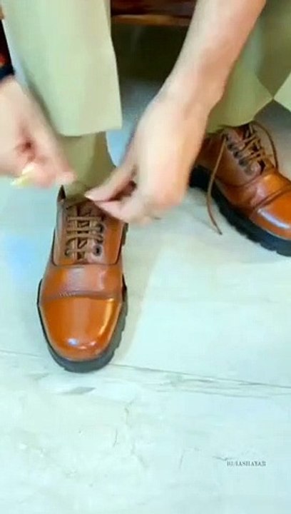 सैलाबों से आंख मिलाओ __ आईपीएस मोटिवेशनल शायरी __