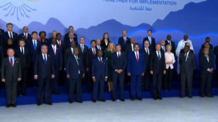 La foto di famiglia con i capi di Stato e di governo alla Cop27