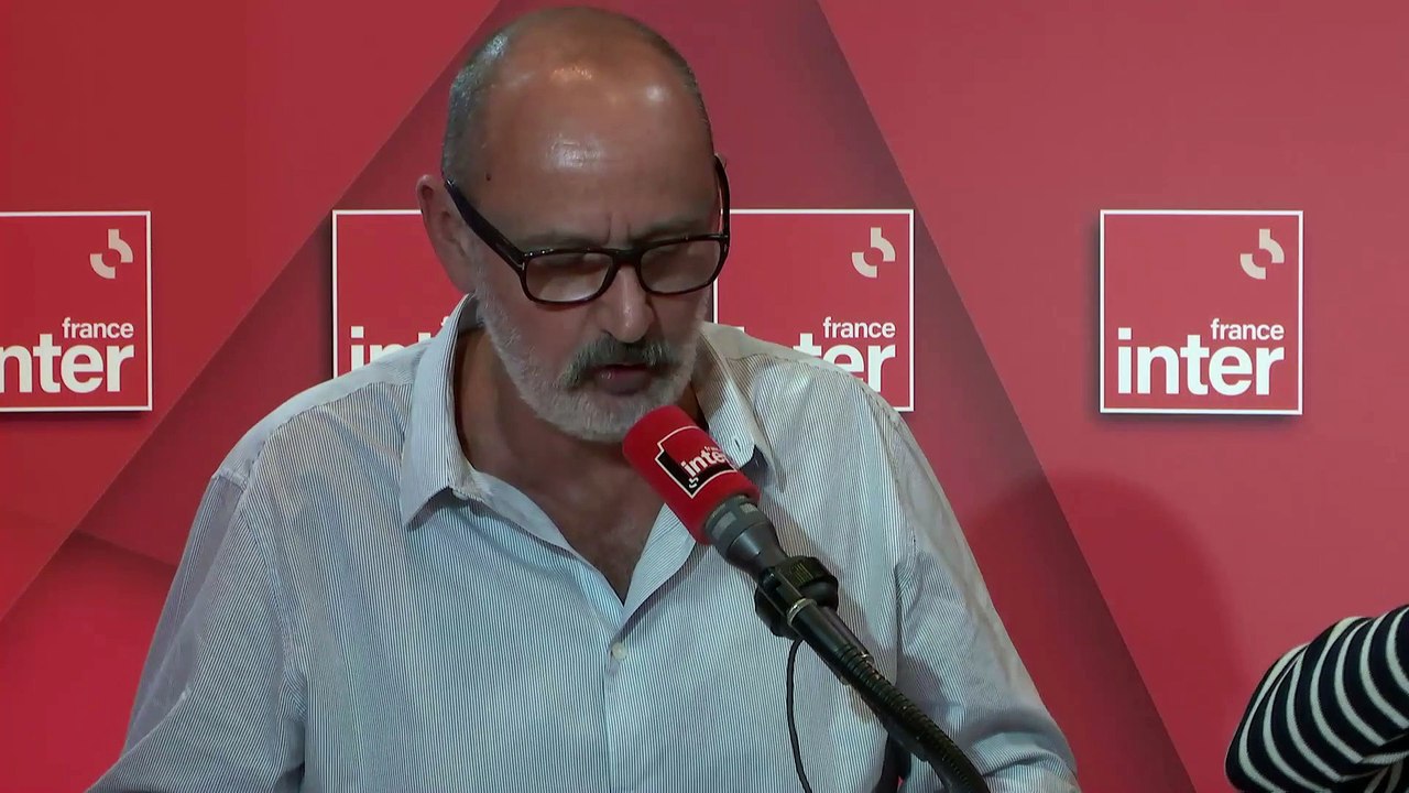 Le héros du jour : Le paon qui boit - La chronique de Daniel Morin