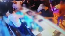 İzmir'de gece kulübünde silahlı kavga dehşeti: O anlar kamerada
