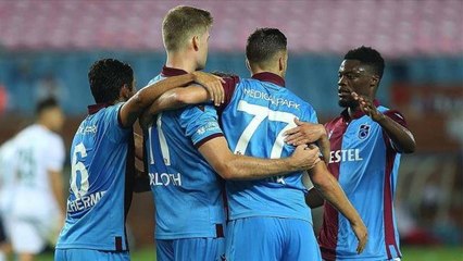 Télécharger la video: Trabzonspor UEFA Avrupa Konferans Ligi rakibi kim oldu? Trabzonspor Avrupa Konferans Ligi rakibi kim? Trabzonspor UEFA muhtemel rakipleri!