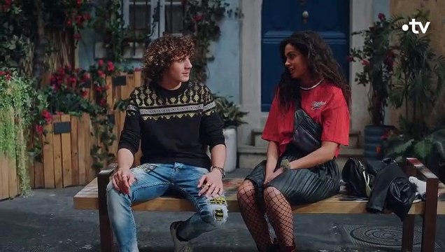 Plus belle la vie : [Indiscrétion] – Kilian et Betty s’embrassent