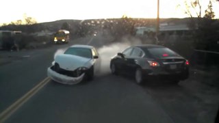 CAR CRASH COMPILATION 2