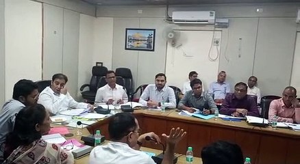 प्रकरणों का निस्तारण करने के साथ आंकड़ों को ऑनलाइन करें