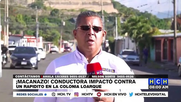 ¡Leñazo! Solo daños materiales deja colisión entre bus y pickup en col. Loarque