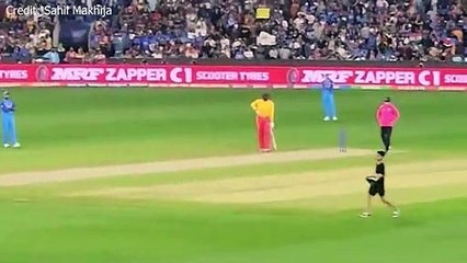 Rohit Sharma Fan Crying when Security arrested him after he entered Melbourne ground