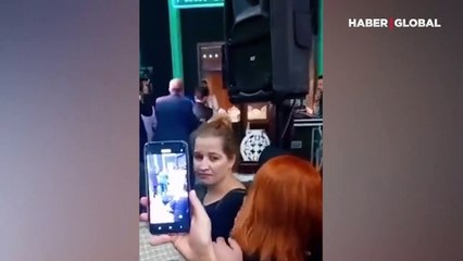 Düğünde gelin ve damadı kavga ederken gören kayınvalide, 'zevkten dört köşe oldu'