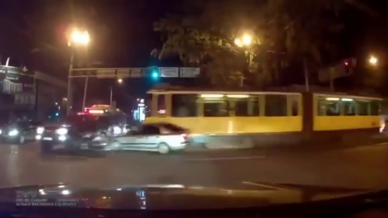 CAR CRASH COMPILATION 4