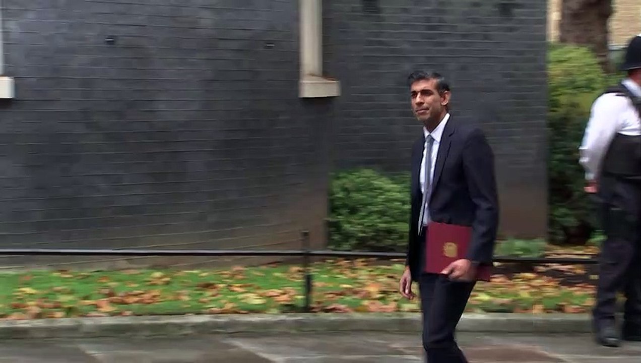 Who is Gavin Williamson and why is he in hot water again?