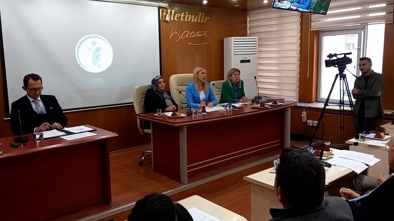 Denizli'de LGBT tartışması! CHP'li başkan böyle seslendi: Bir kereden bir şey olmaz dediğinde siz ne yaptınız?