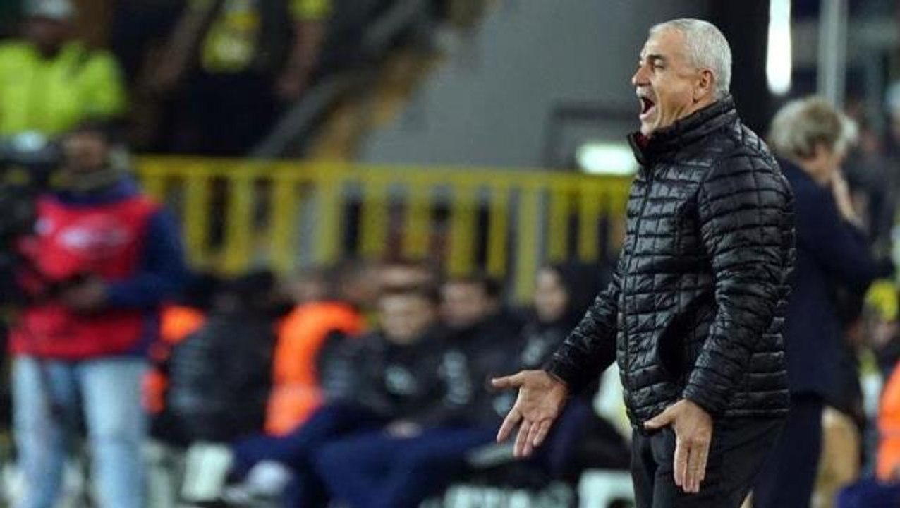 Rıza Çalımbay, Fenerbahçe ile oynadıkları maçı yorumladı: Penaltı olmasa bu maç başka yere giderdi
