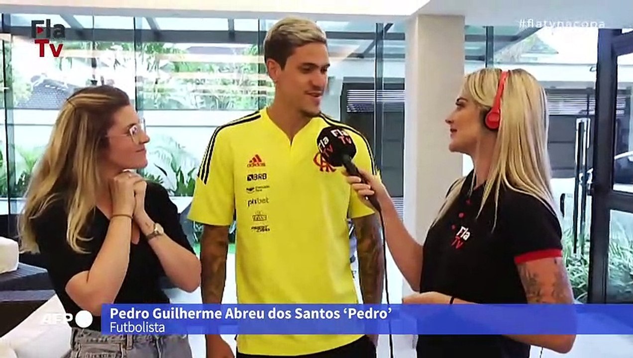 Pedro pide matrimonio a su novia tras ser convocado por Brasil al Mundial