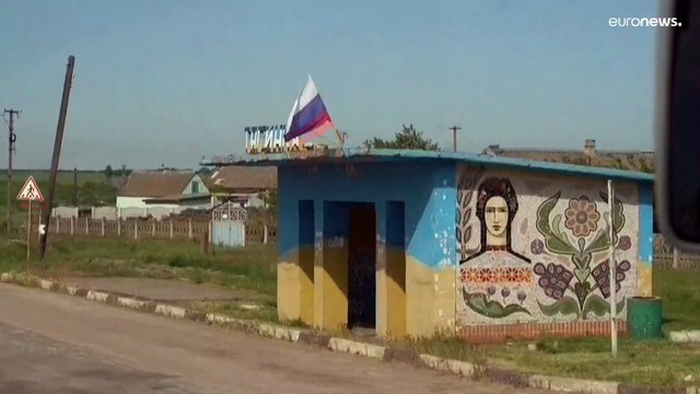 Kiev accusa: i militari russi saccheggiano le case evacuate di Kherson