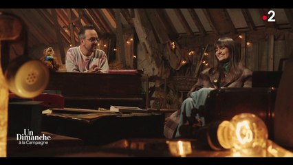 Clara Luciani, en larmes, revient sur le harcèlement scolaire qu'elle a connu dans l'émission « Un dimanche à la campagne  »