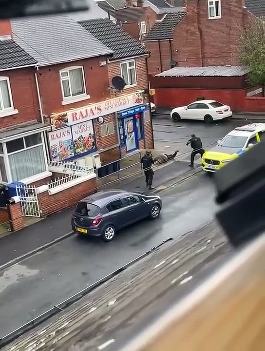 Dramatic moment 'gunman' seized by police in Doncaster