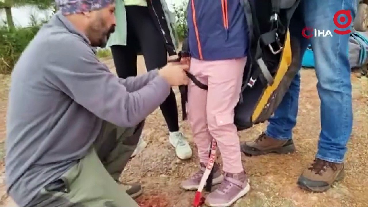 7 yaşında yamaç paraşütü ile uçuş heyecanı yaşadı