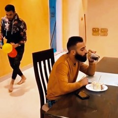 EATING IN DISORDERING FRIENDS