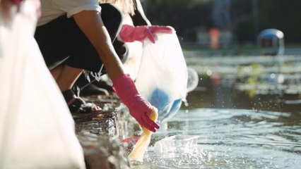 Manchester Headlines 8 November: Litter pickers found bottles of urine near Manchester Airport