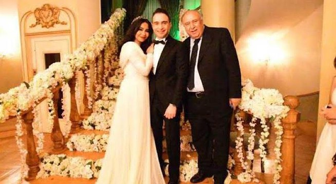 والد حسام حبيب بعد خروج شيرين عبد الوهاب من المستشفى: شايفك ياللي عايز ترجع للإكس